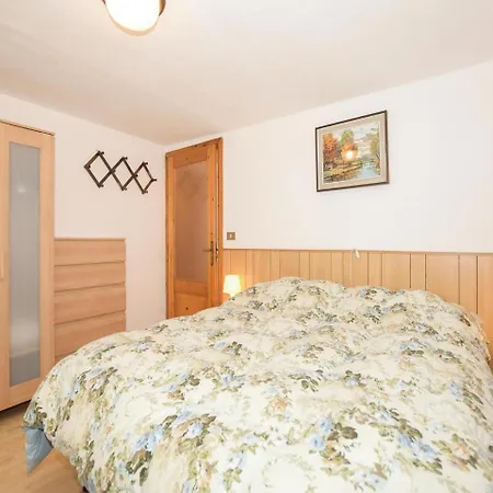 One-bedroom In Saint-christophe -ao- * Senin