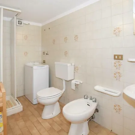 Apartmán One-bedroom In Saint-christophe -ao- Senin